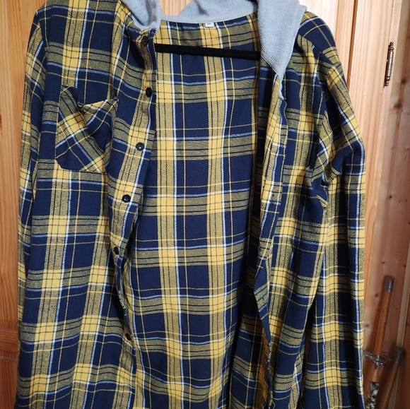 Mens plaid button hoodies - Picture 2 of 7